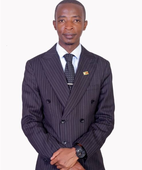 Studio portrait of Fungayi Antony Sox, TisuMazwi Executive Director and Managing Editor.